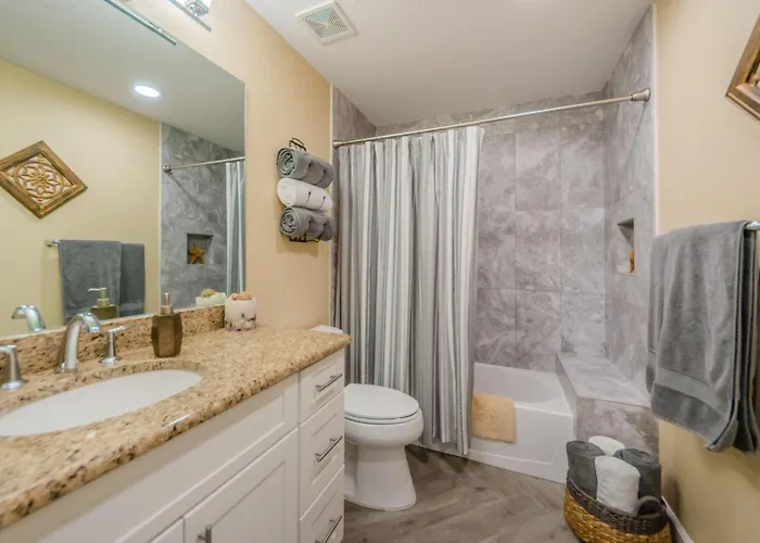 Dolphin Key 504 - Premier Clearwater Beach